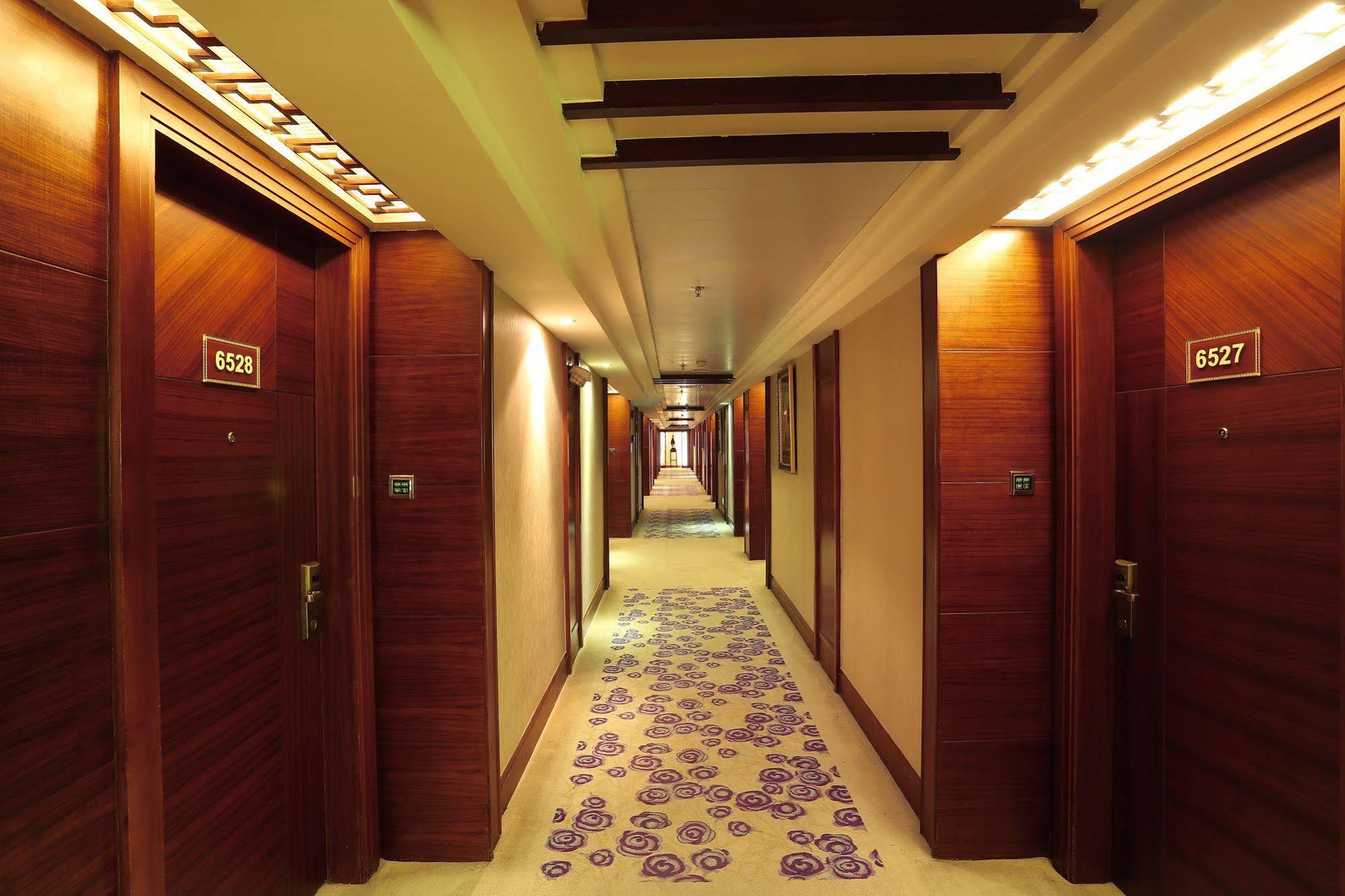 Shenzhen Fortune Hotel Exterior photo